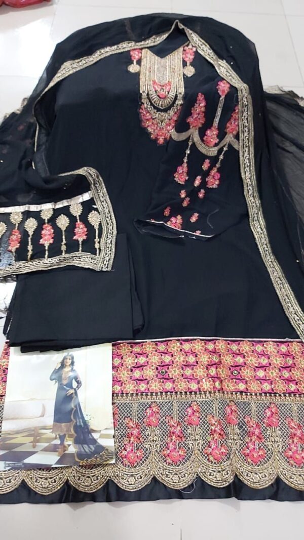 Fashionable Unstitched Indian Georgette Three Piece
